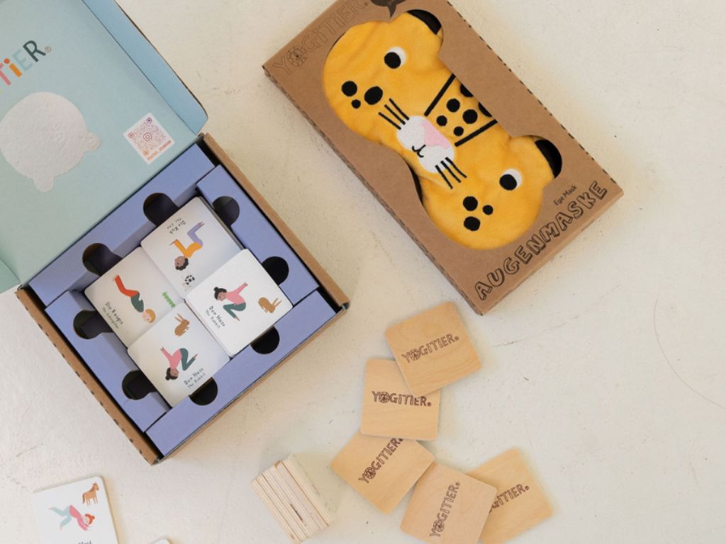 Yoga Memo aus Holz – detail karet